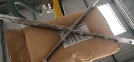 Lame de coupe en croix vue du dessous